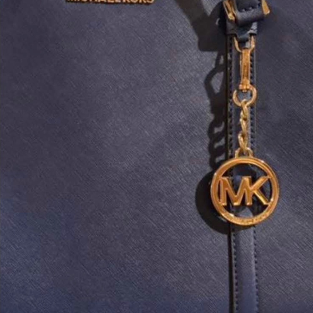 Michael Kors bag - Picture 8 of 8